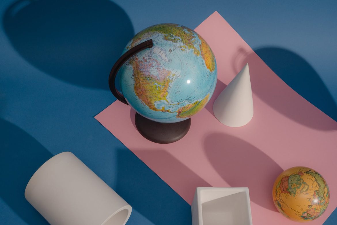 uzaydan gorulen dunyanin insana verdigi perspektif kucuk bir nokta ola